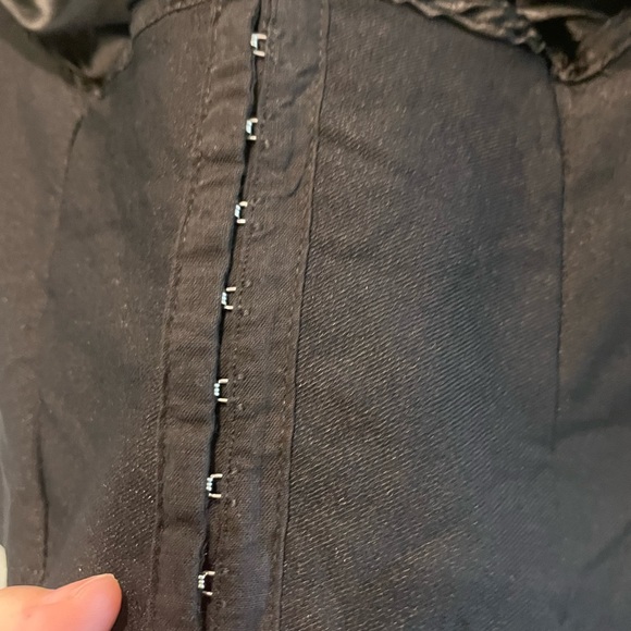 Cropped corset top - Picture 2 of 4